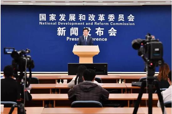 ���ȷ���ί��������Ӫ��ҵͶ�ʽ���ɢ��ʽ���!